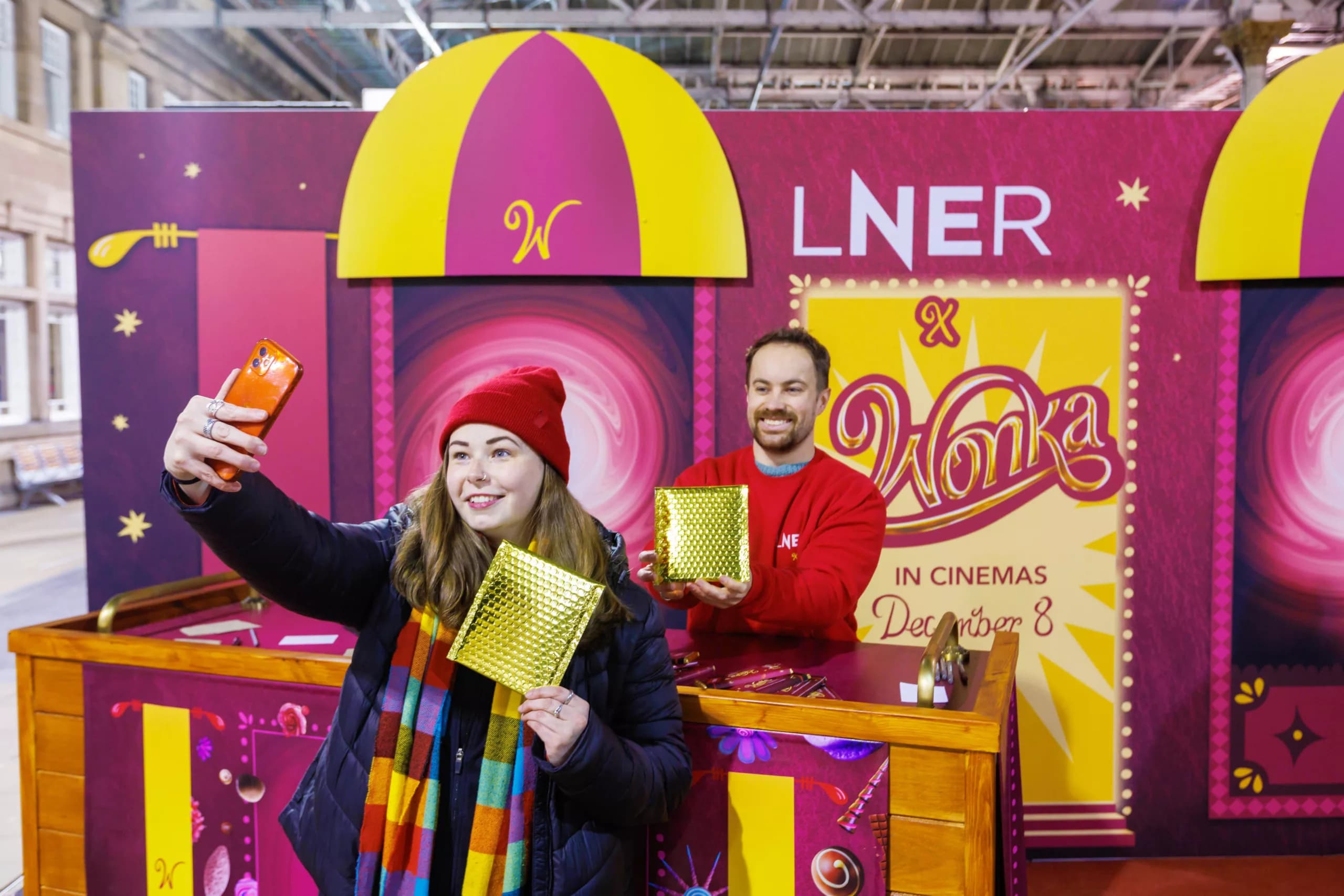 Edinburgh’s Sweet Treat: LNER’s Chocolate Sharing Station Celebrates ‘Wonka’ Premiere