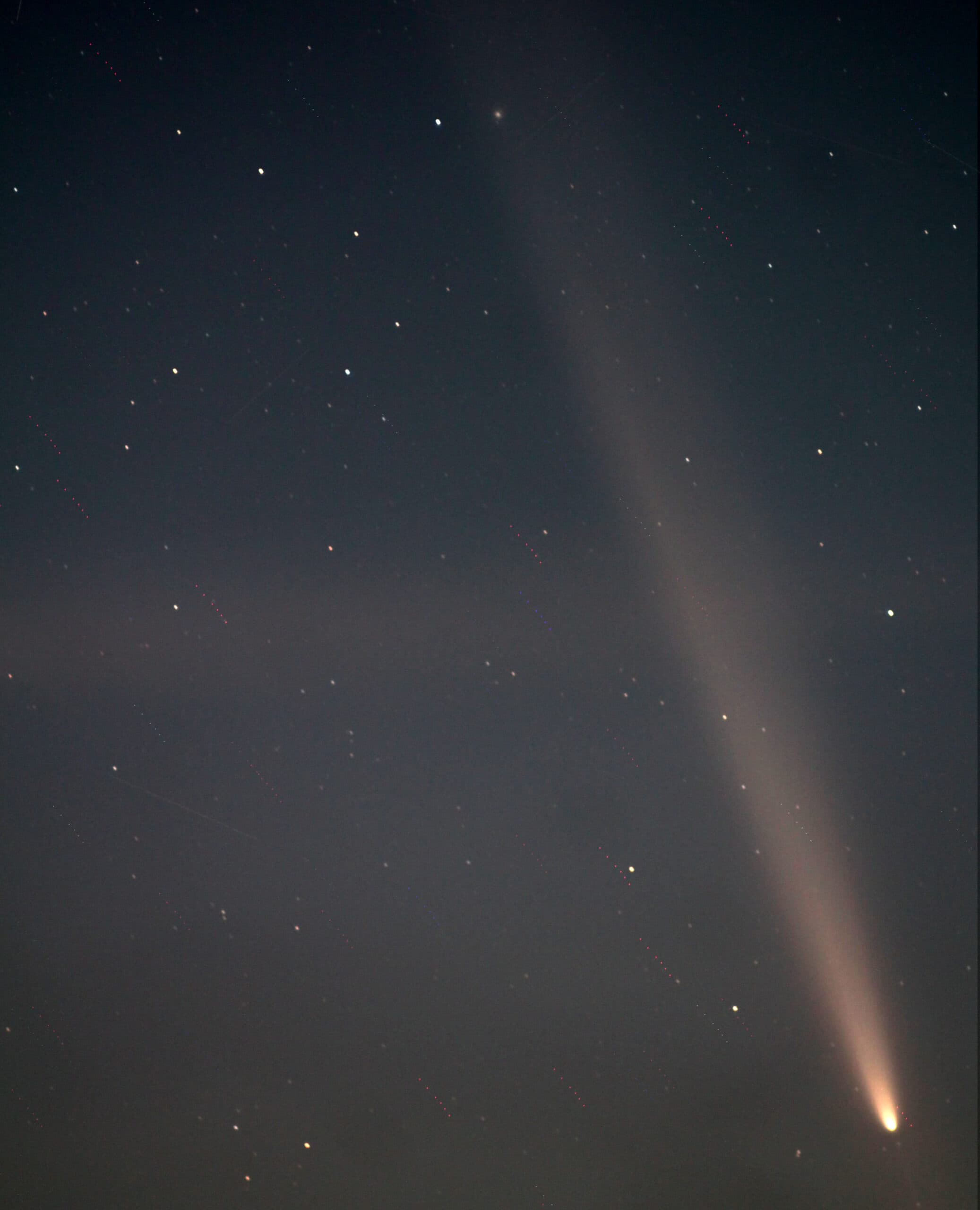 Edinburgh Stargazers: How to Spot and Capture the ‘Comet of the Century’