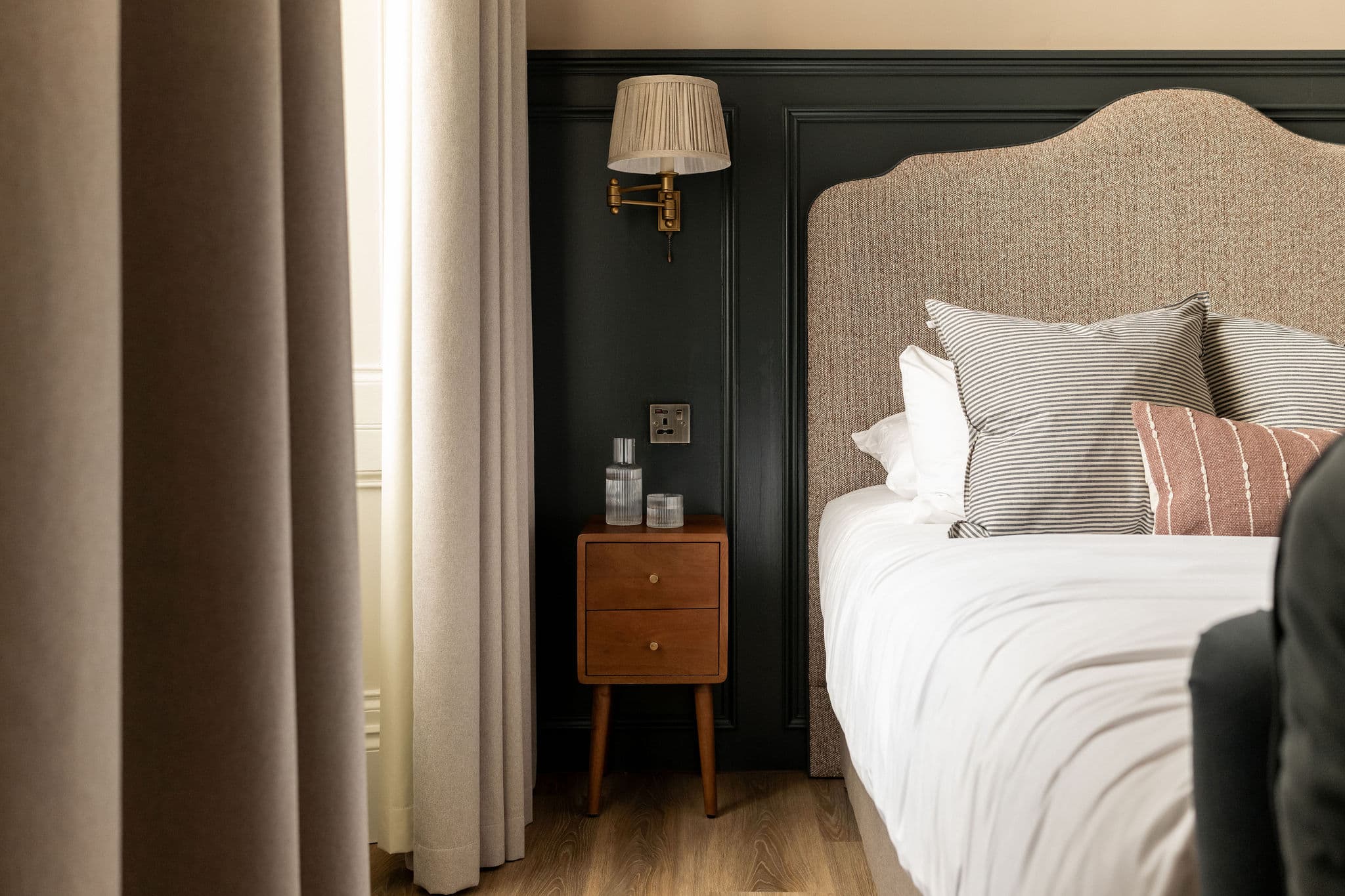 Moment George IV Bridge: Redefining Edinburgh’s Boutique Stays