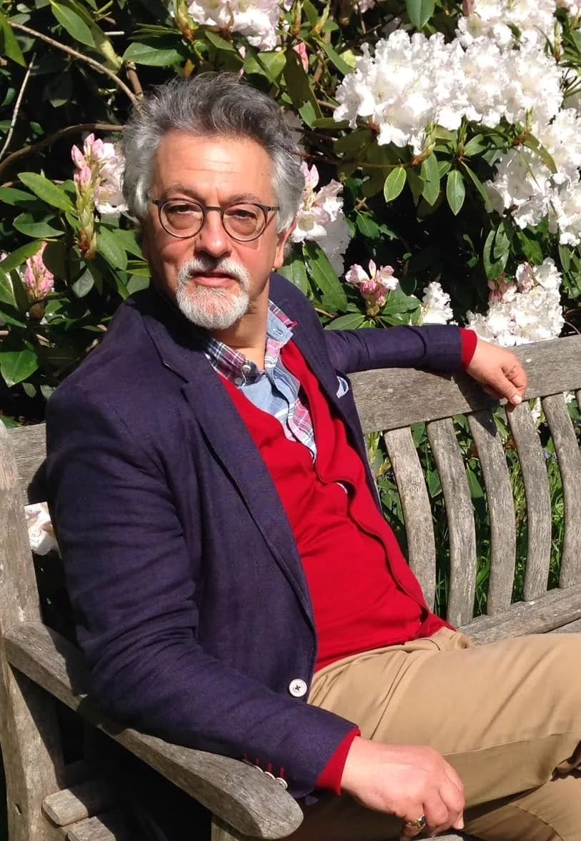 David Salariya Interviewed: Unlocking the Power of ‘Words and Pictures’ in Books for Children