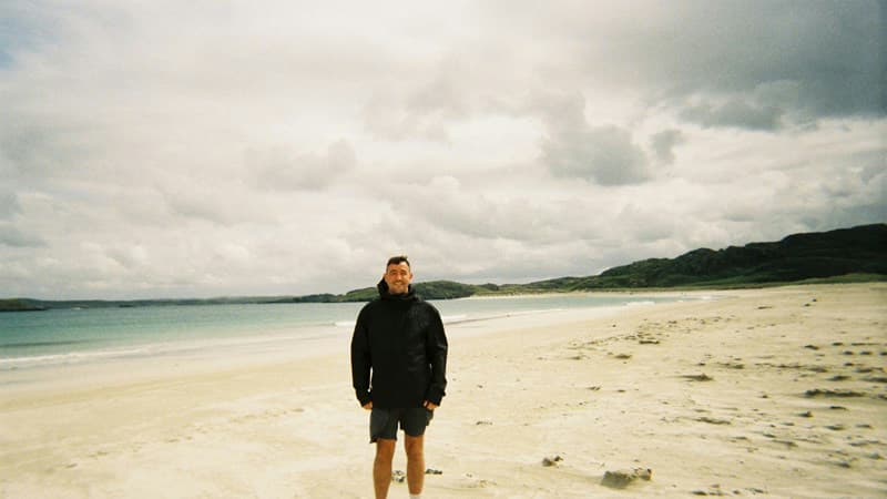Perth Musician ‘Hitchhikes’ Across the US to Reach Scotland’s World Cup Match