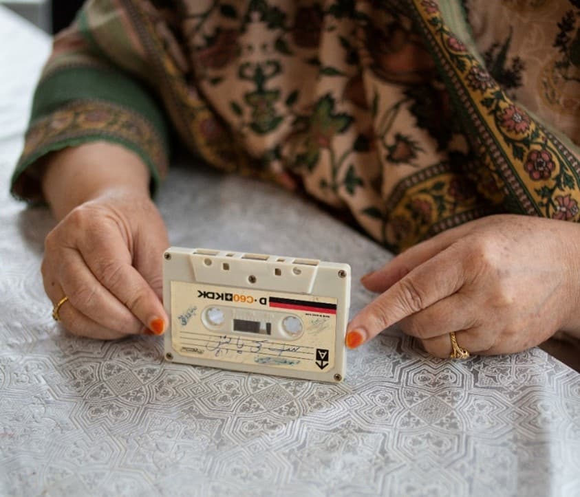 Tape Letters Scotland: Rediscovering the Intimate Audio Messages of the Pakistani Diaspora