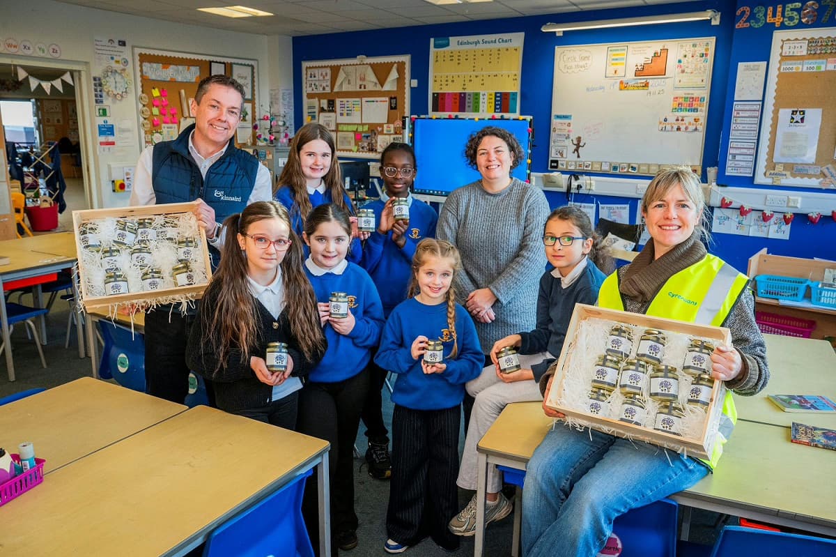 Fort Kinnaird Celebrates Young Artist as Honey Label Winner Supports Local Charity