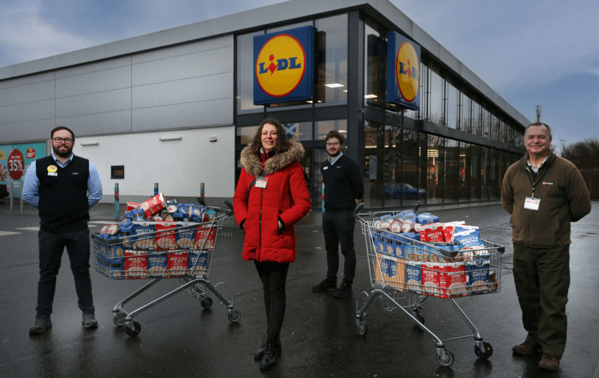 Shoppers In Edinburgh Cupboard Essentials To Community Kitchen