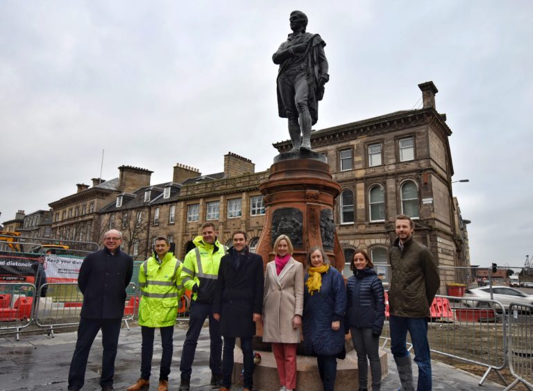 Recently Restored Burns Statue Unveiled in Leith