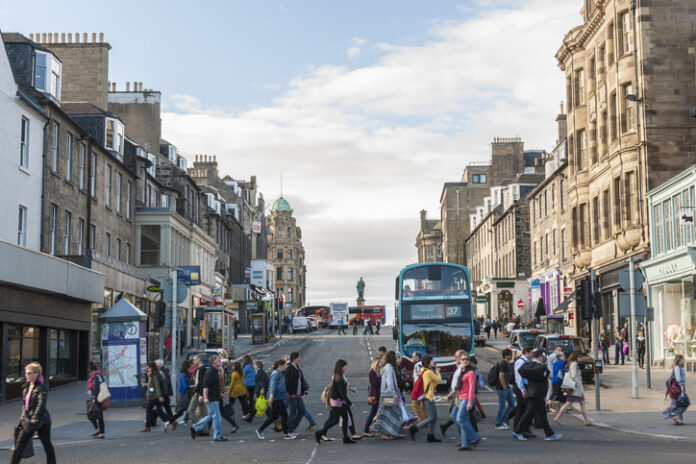 Low Emission Zone compliance in Edinburgh increases by over 60% in 6 years