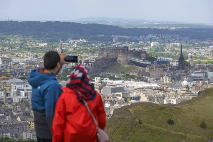 Edinburgh's Heritage Horizon: Shaping the Future of the Old and New Towns